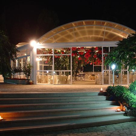 Hotel Sierra Silvana Selva Di Fasano Luaran gambar